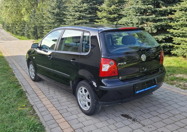 Volkswagen Polo cena 8500 przebieg: 238302, rok produkcji 2004 z Międzychód małe 137